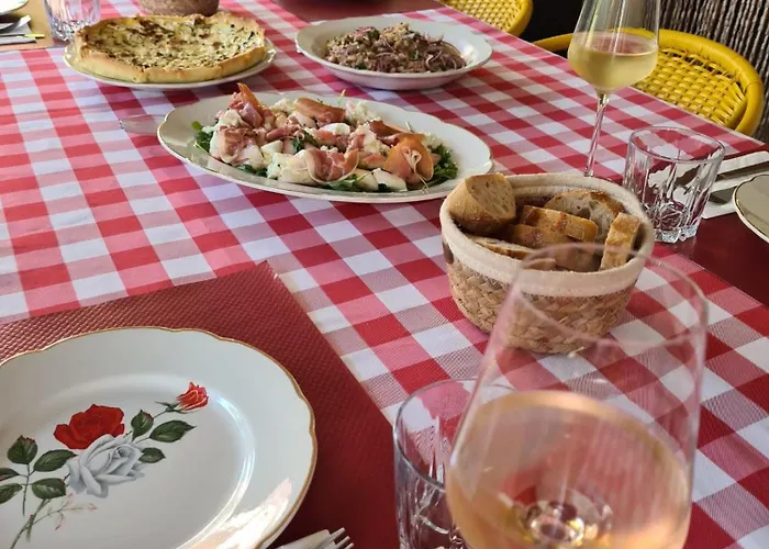 Et Table D'hotes Vie La Vie Bed & Breakfast 3*